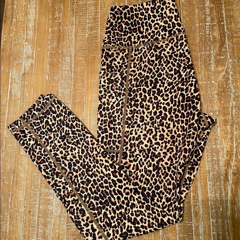 Leopard print workout leggings